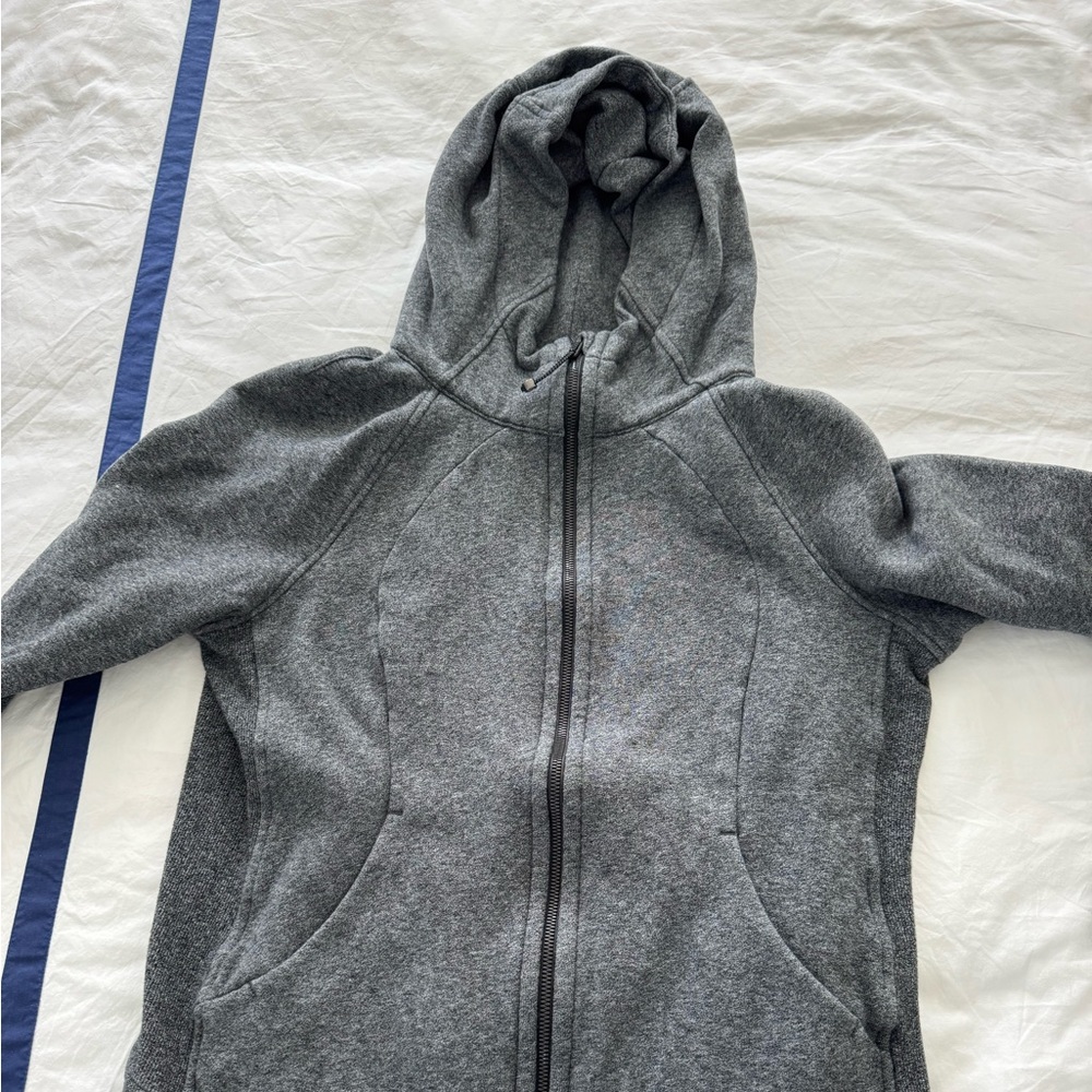 Lululemon women’s Hoodie